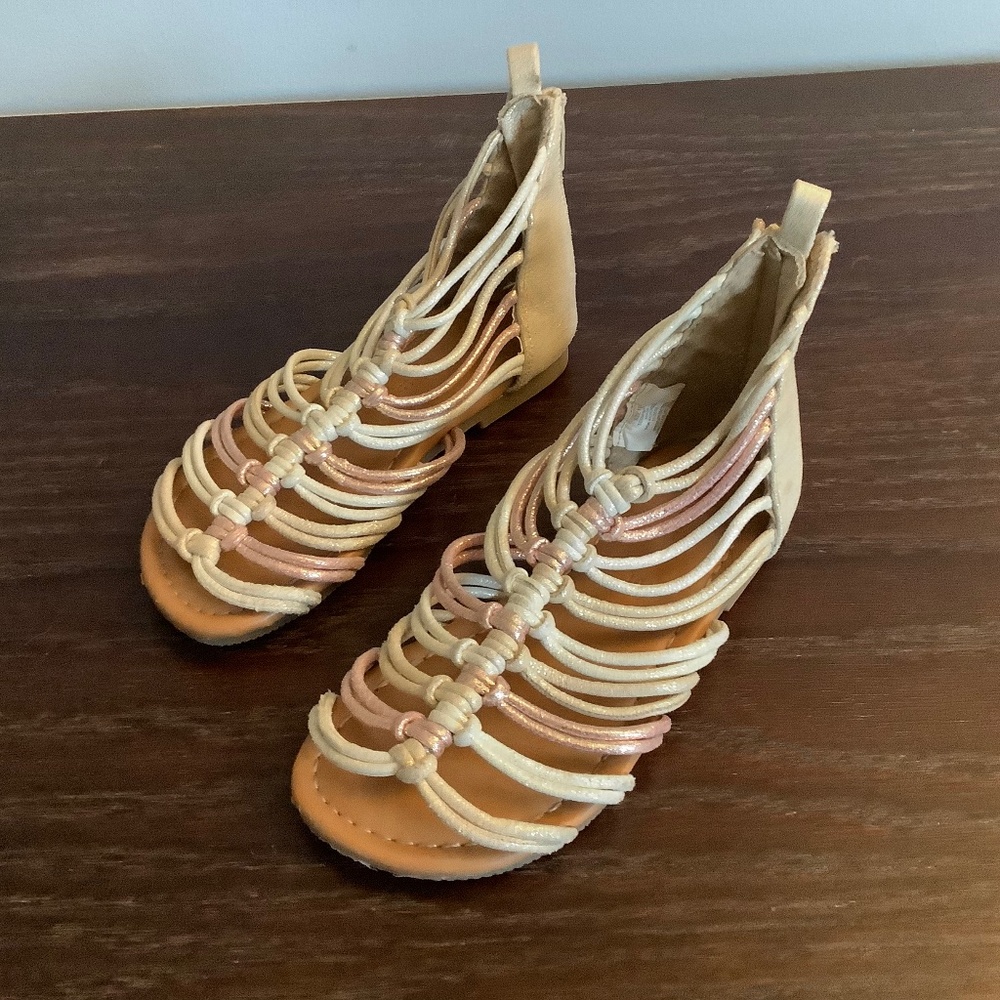 🌈5 for $25🌈  Joe Fresh Size 10 sandals